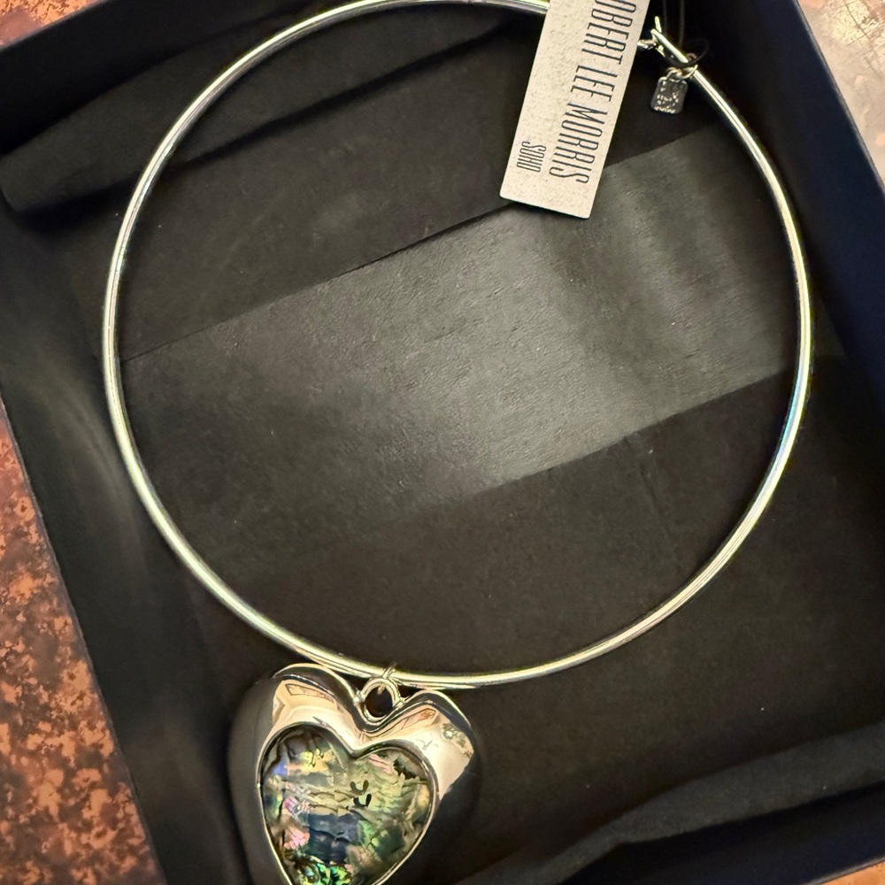 Robert Lee Morris RLM Soho Abalone‎ Heart Pendant Necklace NWT - Picture 2 of 5